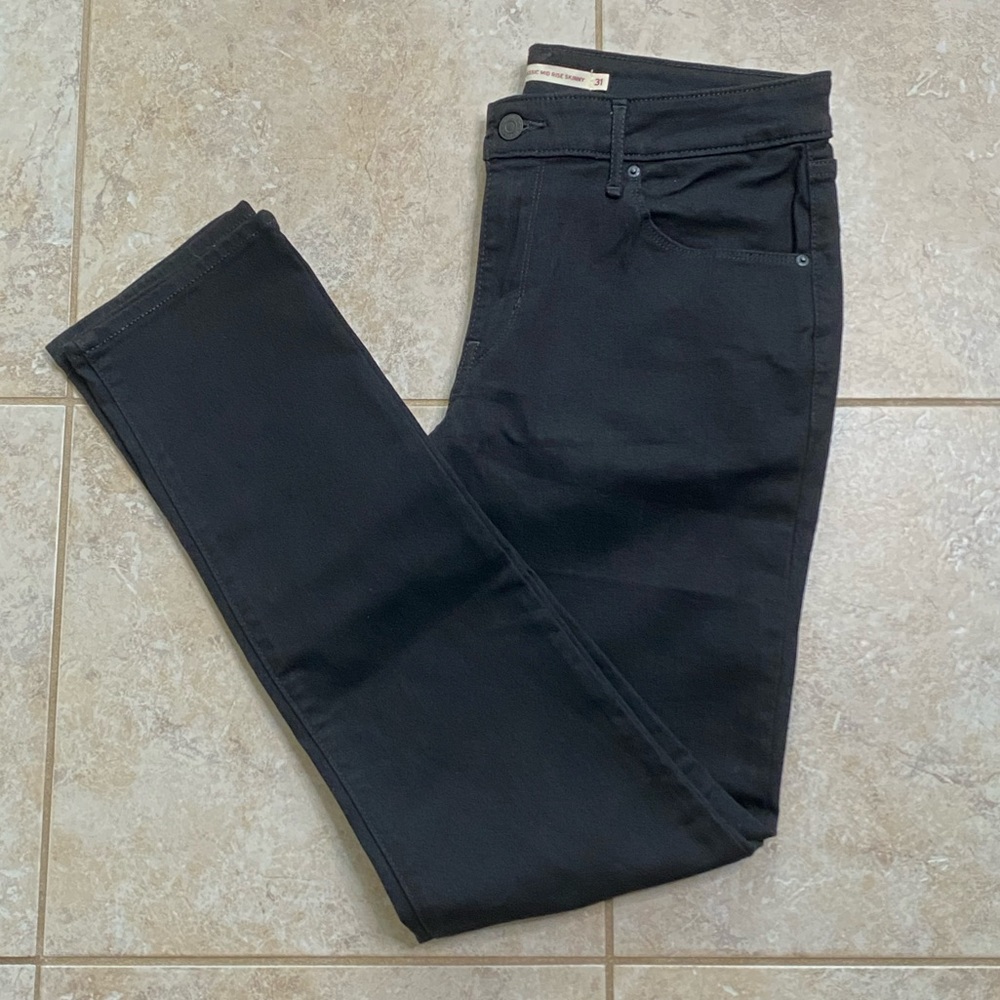 Levi's Classic Mid Rise Skinny Black Jeans (31)